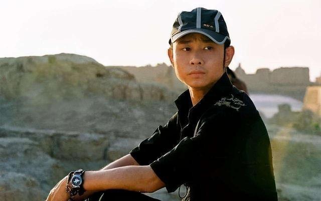 1991年，刀郎的女儿出生仅40天，妻子杨娜就消失不见了。女儿饿得直哭，刀郎发了