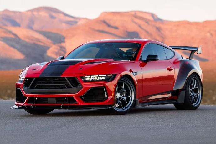 最危险的蛇
福特Shelby 2026款Super Snake-R 原型车亮相蒙