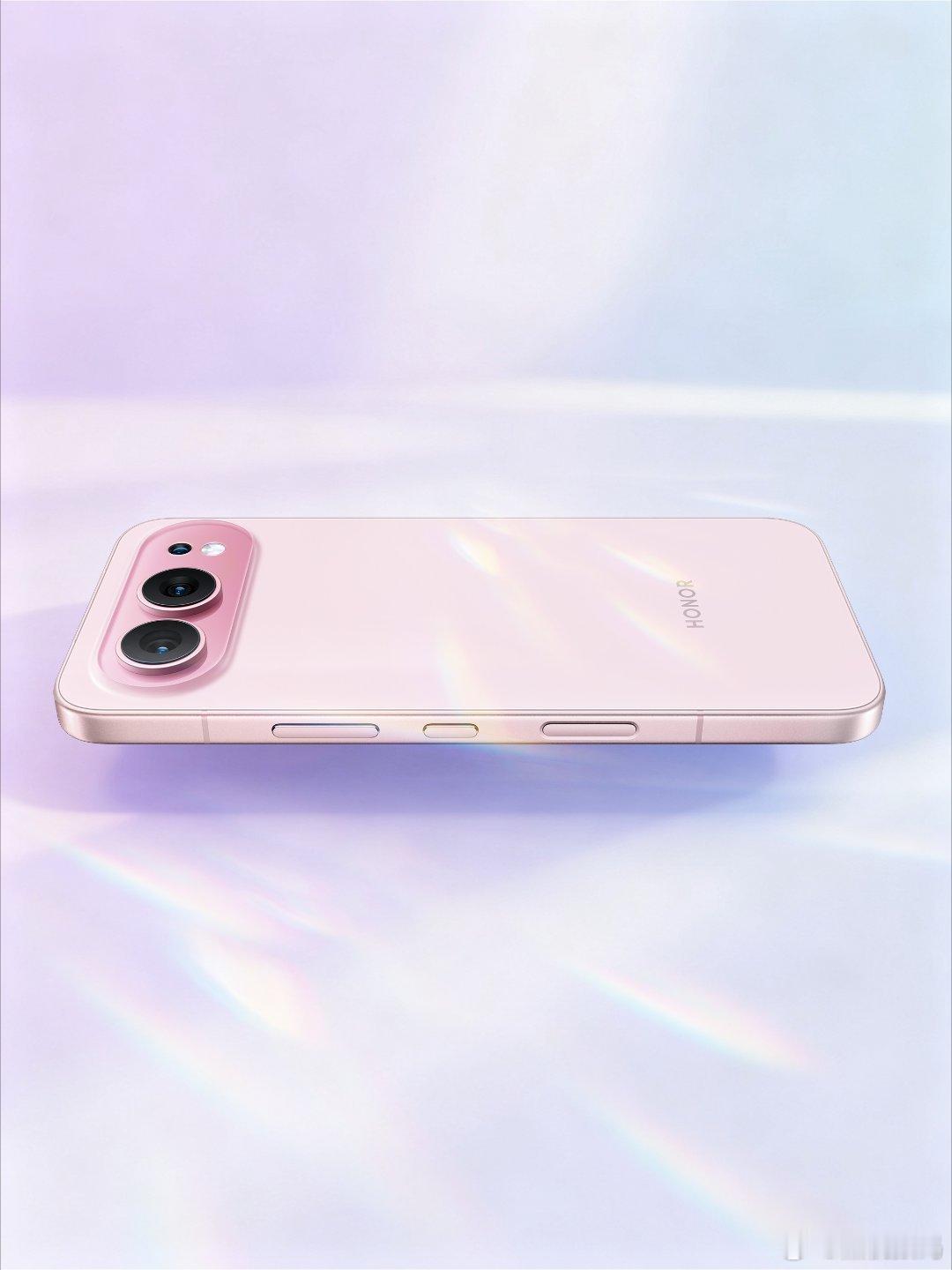 今天荣耀500外观官宣，横向摄像头，一体冷雕工艺。500Pro：8000mAh+