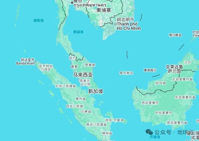 坐拥黄金区位却难崛起：为何多地地理优于新加坡，发展差距悬殊
 
马六甲海峡沿岸，