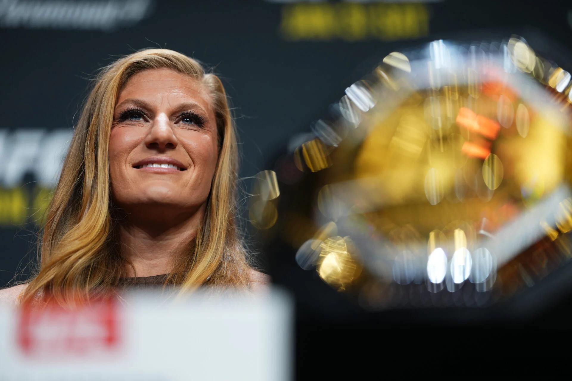 UFC 凯拉·哈里森/Kayla Harrison再次推迟复出时间——在哈里森康