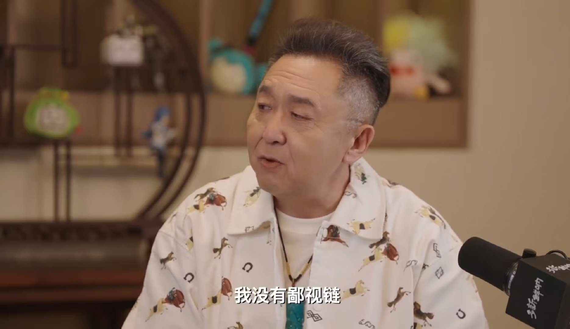 于谦北京人没有鄙视链于谦与宝剑嫂的北京话互动太欢乐，地道京腔搭配相声人的临场幽默