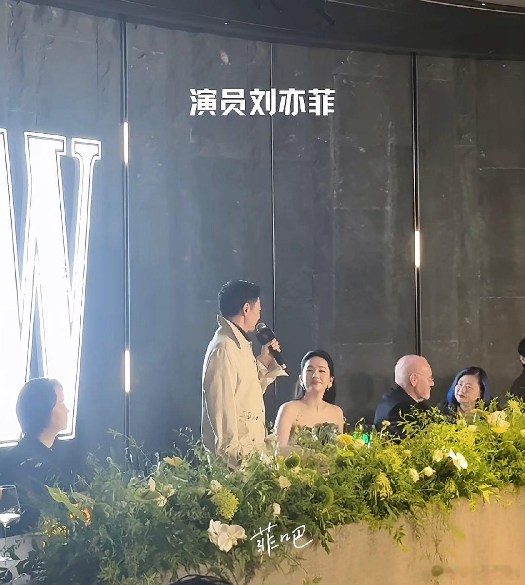 刘亦菲今年的第一刊杂志年度首刊官宣！刘亦菲2026开年第一刊《W》中文版，主编现