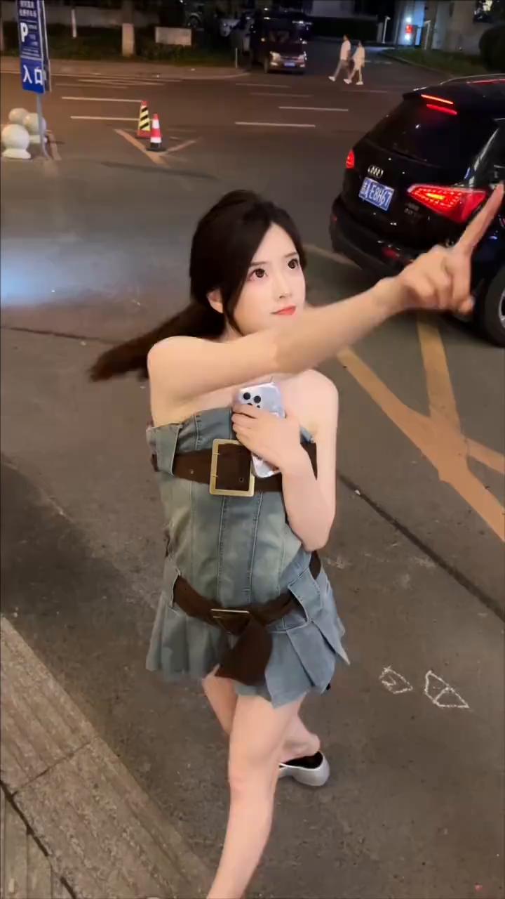 给我擦皮鞋，我要烟台。