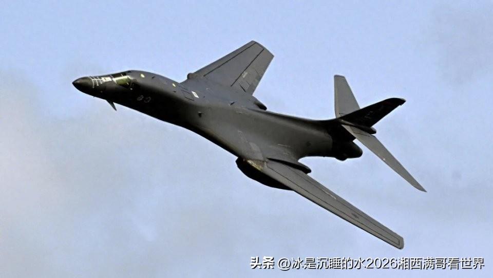 分享一组美国空军王牌B-1B“枪骑兵”超音速轰炸机的精彩靓图。B-1B“枪骑兵”