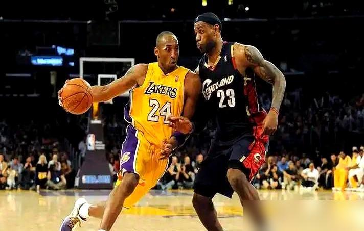 大范甘迪一句话，直接揭了詹姆斯和科比的底。
 
防詹姆斯？切断他，逼他自己硬砸。