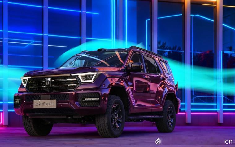 【全新坦克400上市，多种动力版本，售价区间24.98万-31.98万元】11月