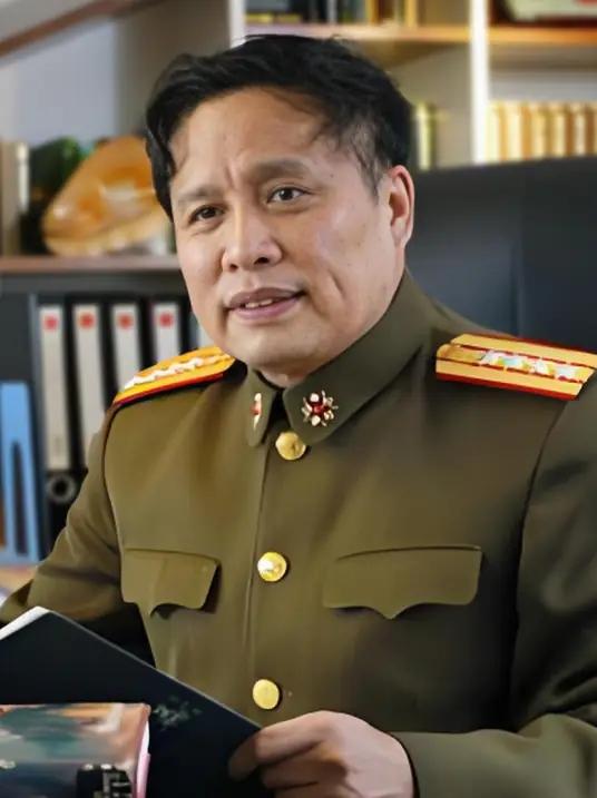 “中国是抄作业发展起来的！”国防大学马骏教授直言，中国弯道超车经不起打压，只因是