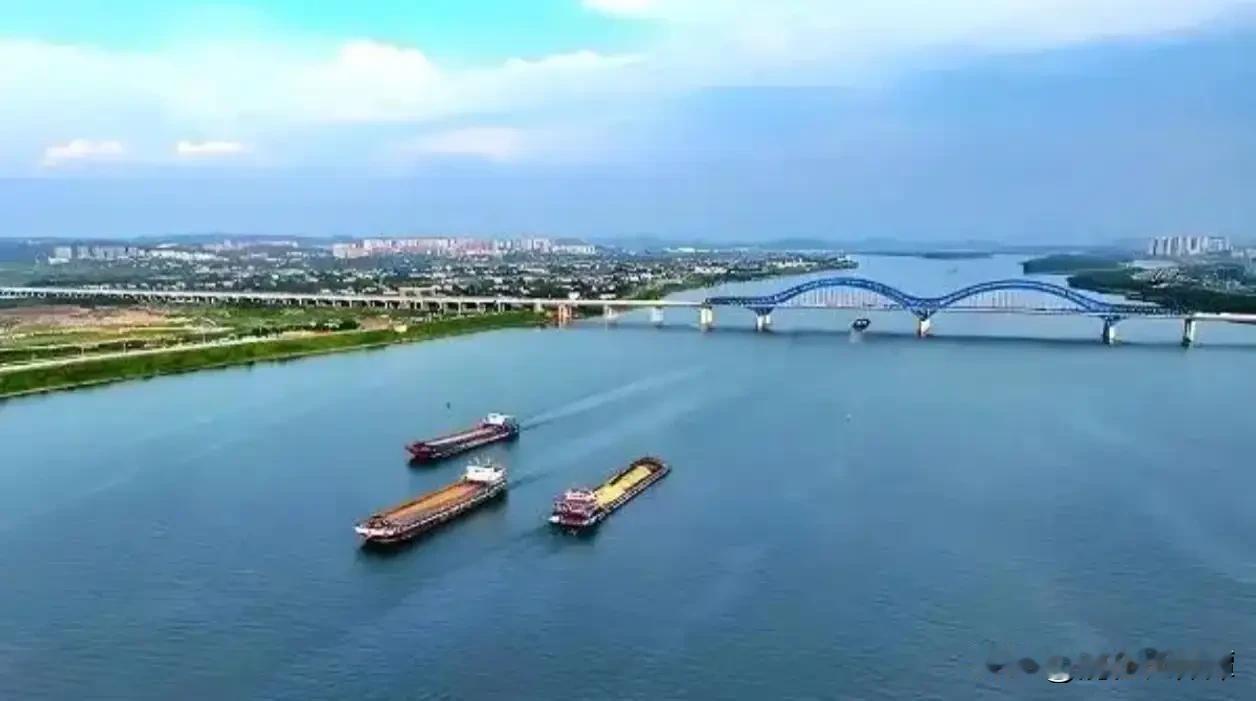 好消息，长沙南城过江未来不再拥堵！
随着暮坪大桥的建设，长沙南城坪塘和大托。暮云