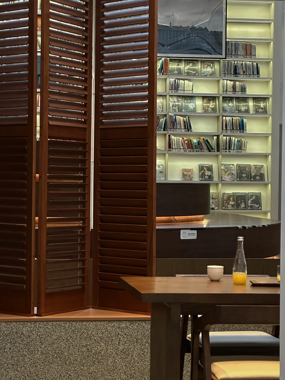 广州 我的呼吸感图书室brunch