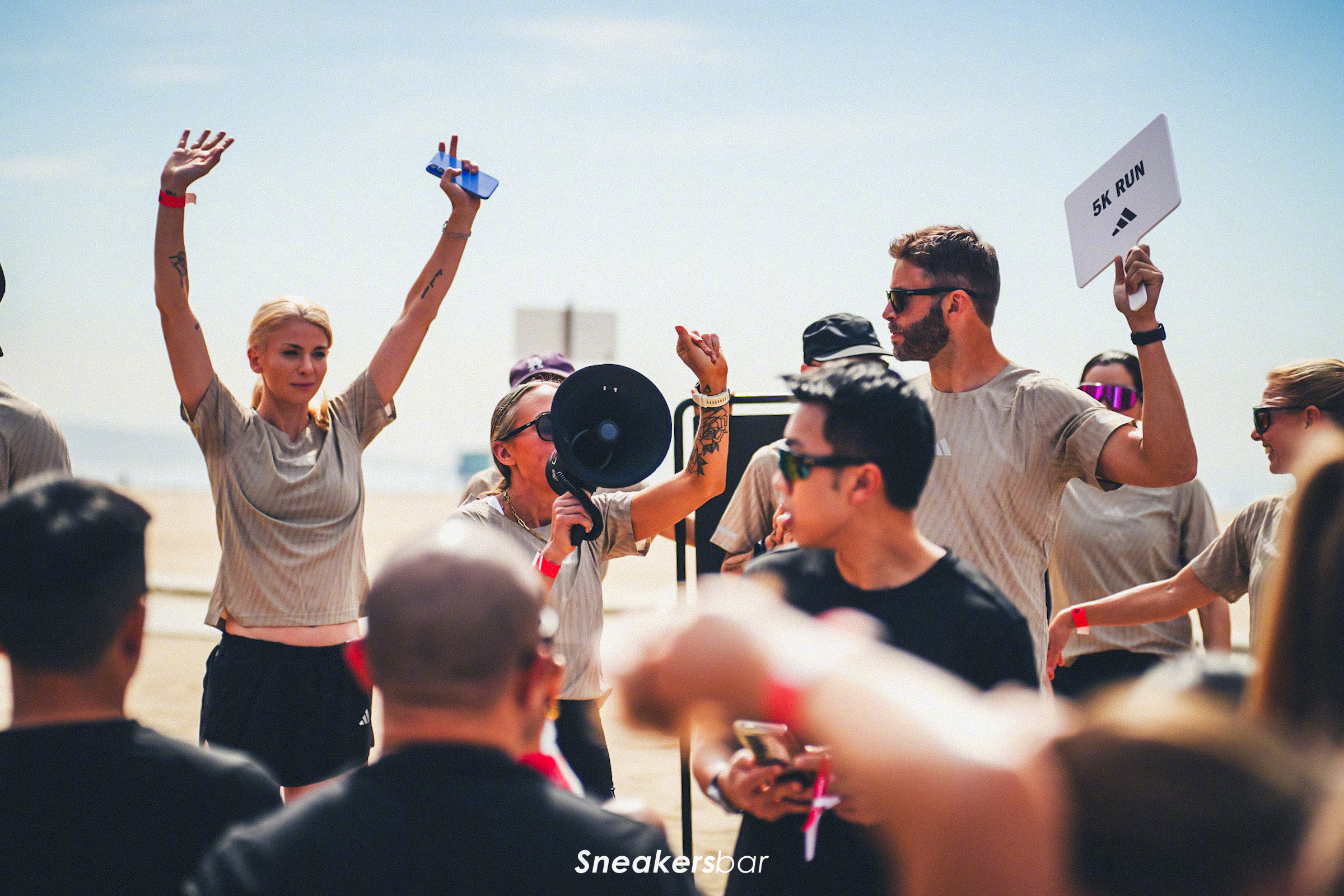 adidas HYPERBOOST EDGE圣莫尼卡海滩跑结束，采访了一些跑者?