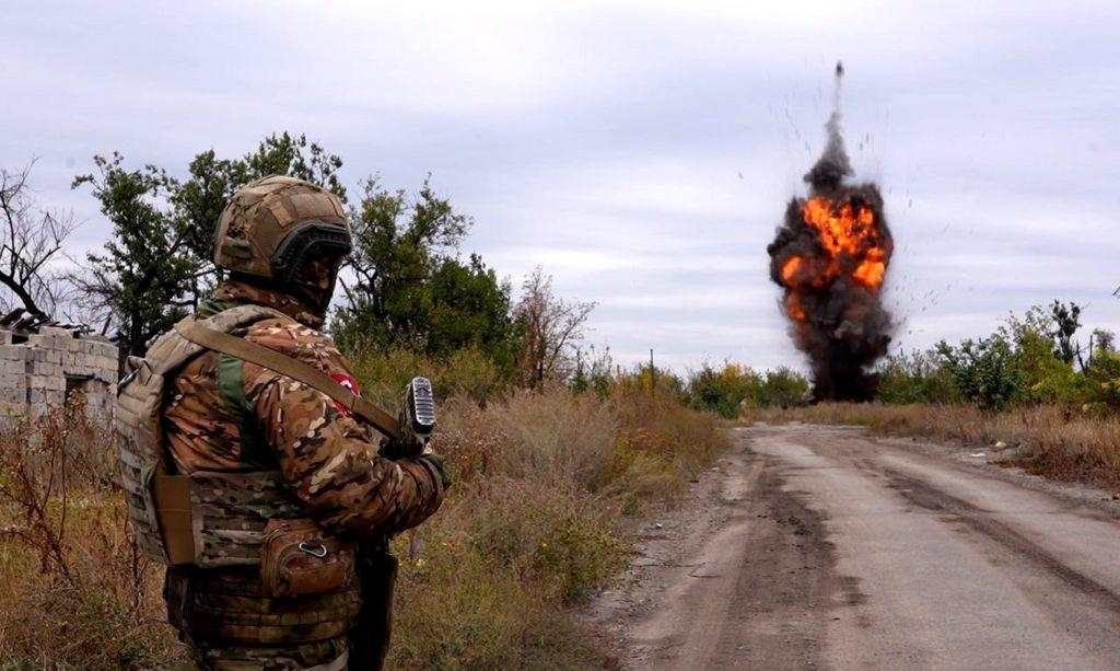 快讯！快讯！
 
俄罗斯方面突然宣布了前线进展。
 
顿巴斯这一下，落在火力和补