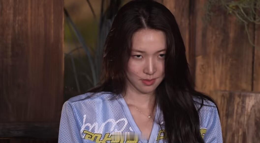 其实我懂崔美娜秀的选人逻辑开始刚进小屋，承一最先跟她表达了好感，互相来电（电量7