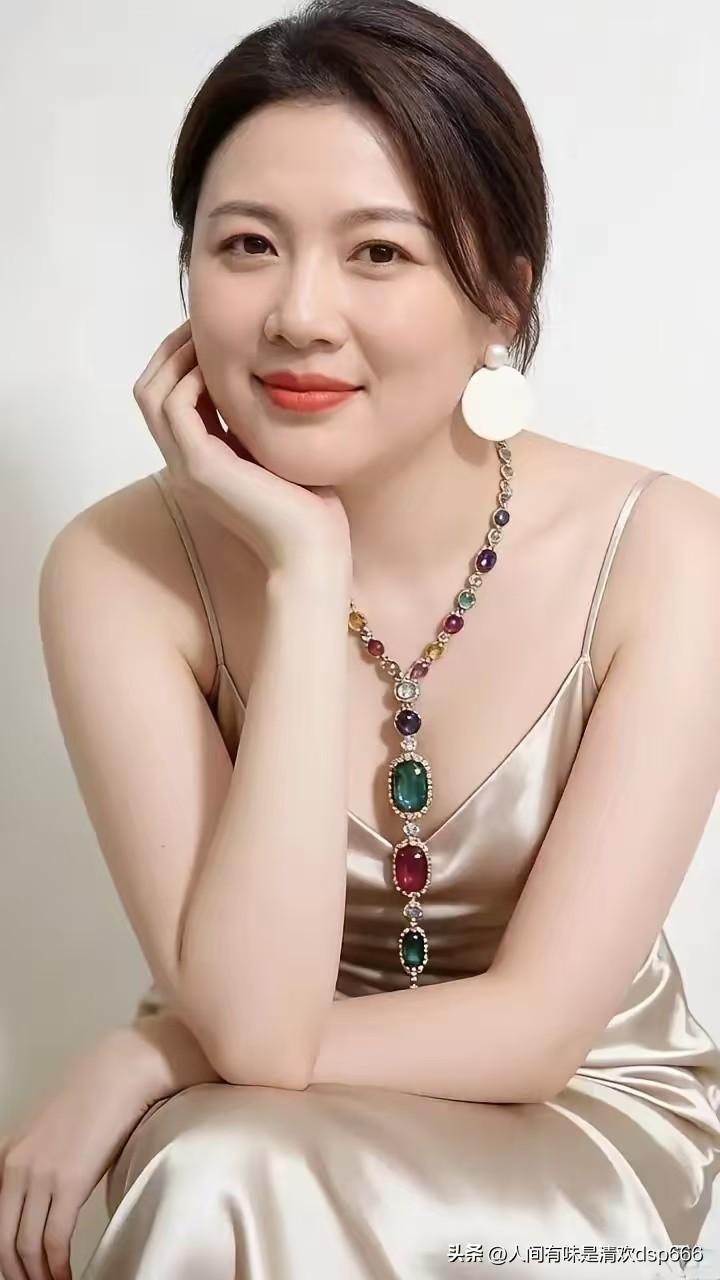 心里装太多旧事只会累，18句话释怀过往，轻松往前走
 
[送自己一朵花]释怀过往