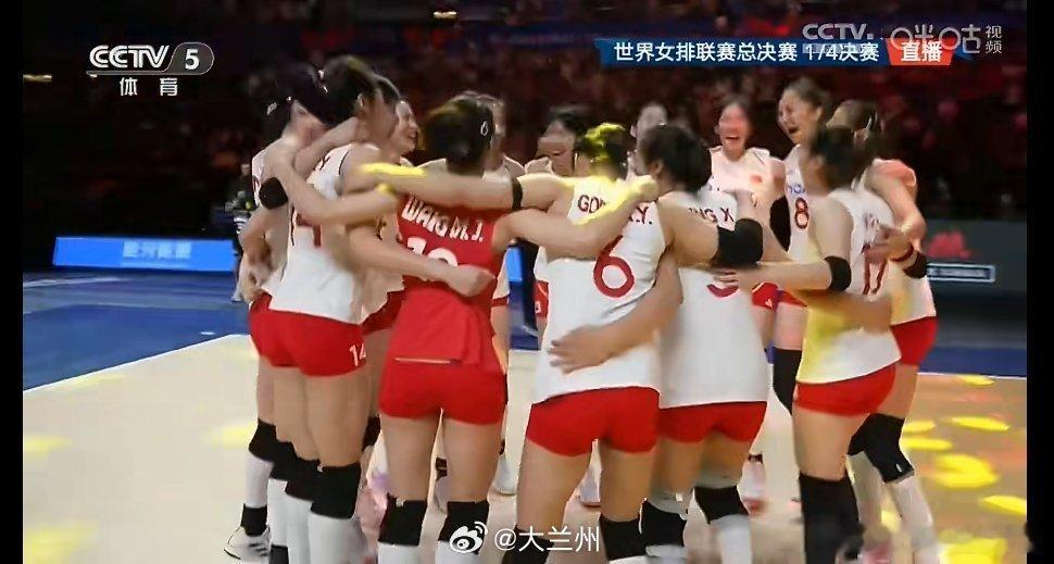 中国女排一招逆转淘汰美国队中国女排，淘汰的不只是美国队，也战胜了自己的心魔!每一