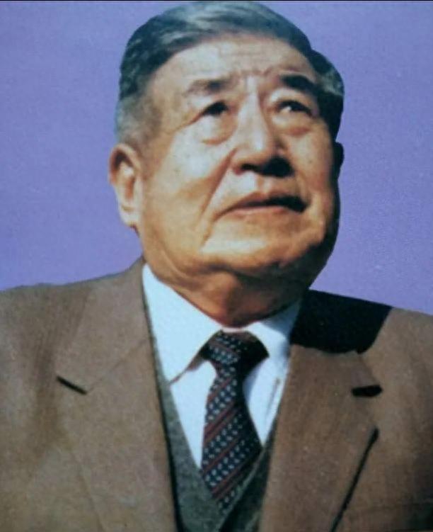 时任国务院副总理听闻儿子升任处长后当场发怒，坚决反对儿子被提拔任用！
1982年