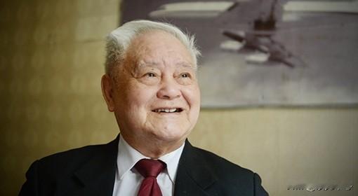 新中国第一代飞机总设计师、运-10副总师程不时，于2026年4月12日在上海逝世