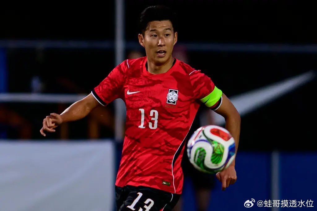 韩国能否再现亚洲雄风？世界杯：墨西哥vs韩国墨西哥队长塞萨尔·蒙特斯因红牌停赛，