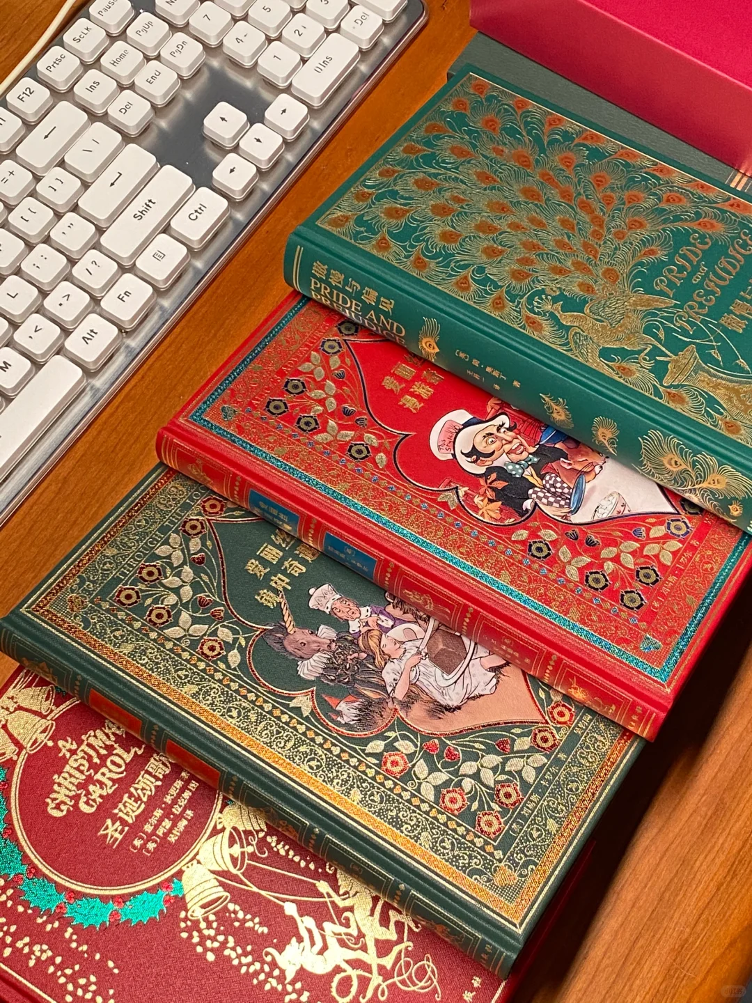 📚书房里穿了花衣服的书
