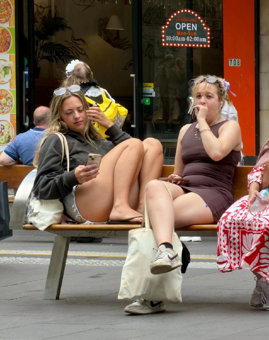 偷得浮生半日闲的即视感![吃瓜群众]