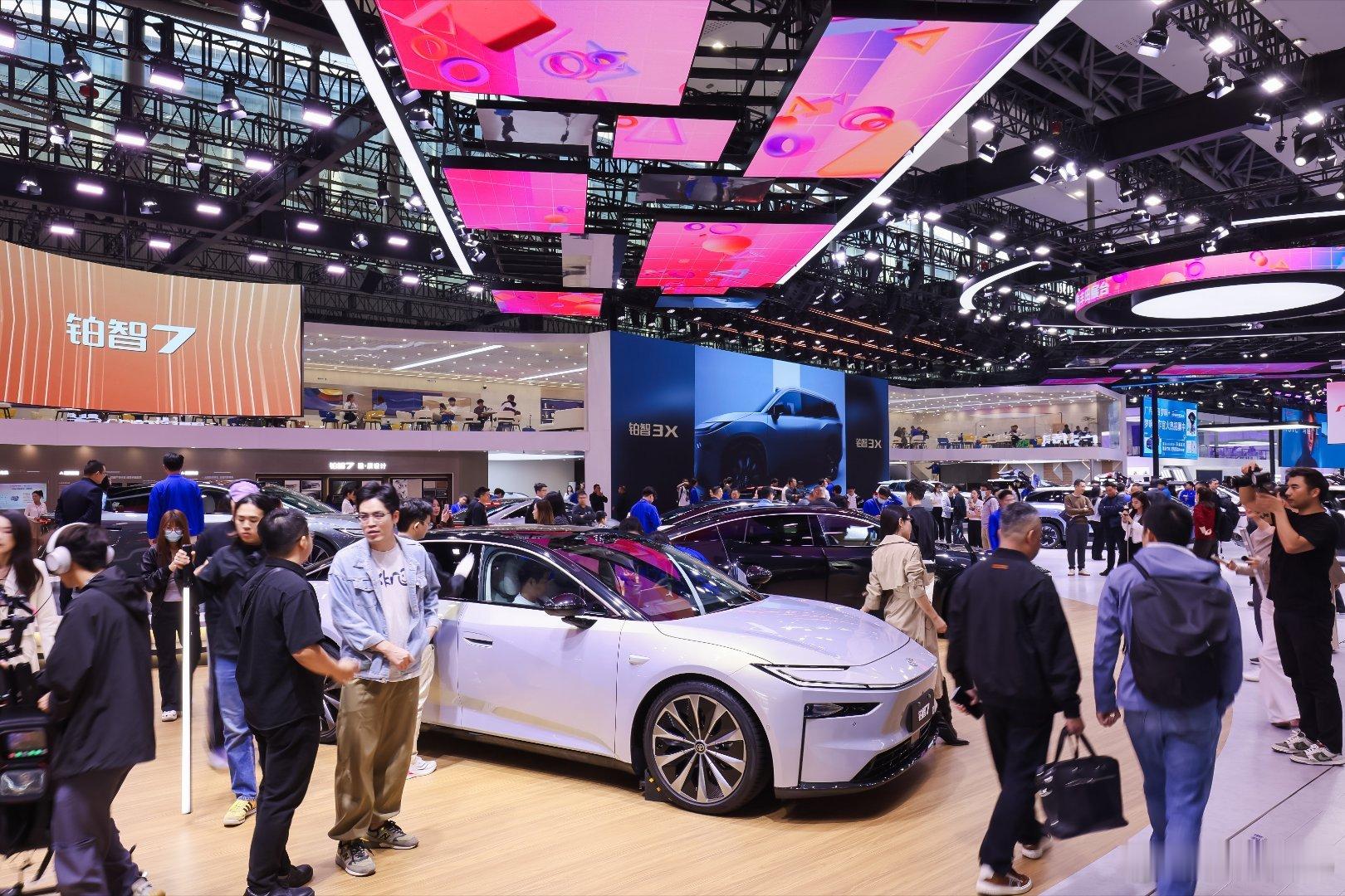 20万级纯电这波操作，合资终于玩明白了铂智7现在能预订了！划重点：12月31日前