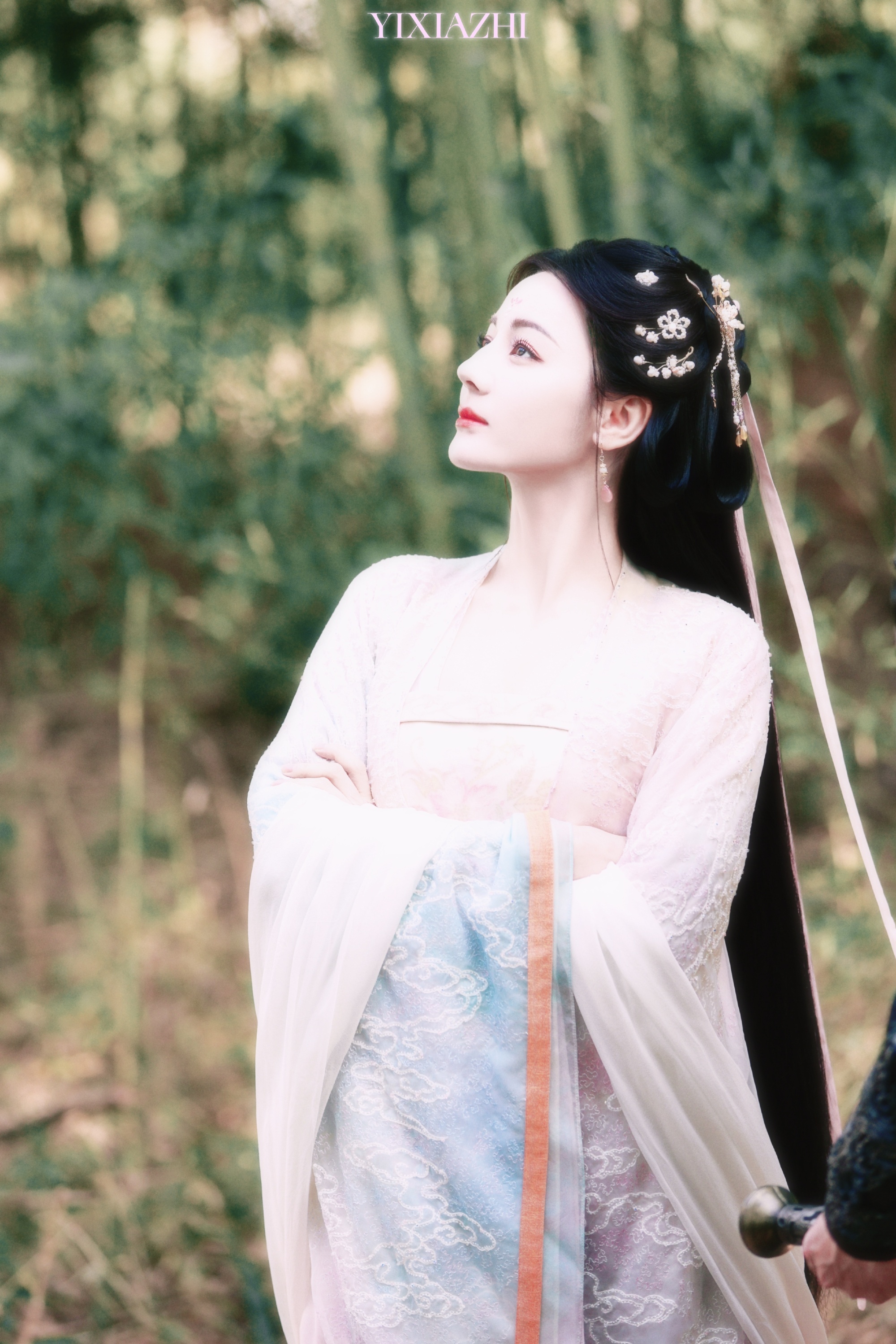 迪丽热巴迪丽热巴钰珑 dlrb 迪丽热巴功夫女足 dlrb 迪丽热巴卫蓝“我想尝