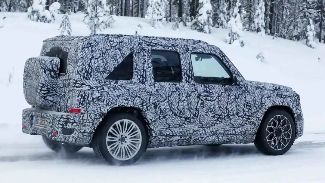 奔驰小G新谍照曝光，最便宜的G级就要来了！尺寸缩小到大约70%！梅赛德斯计划将“