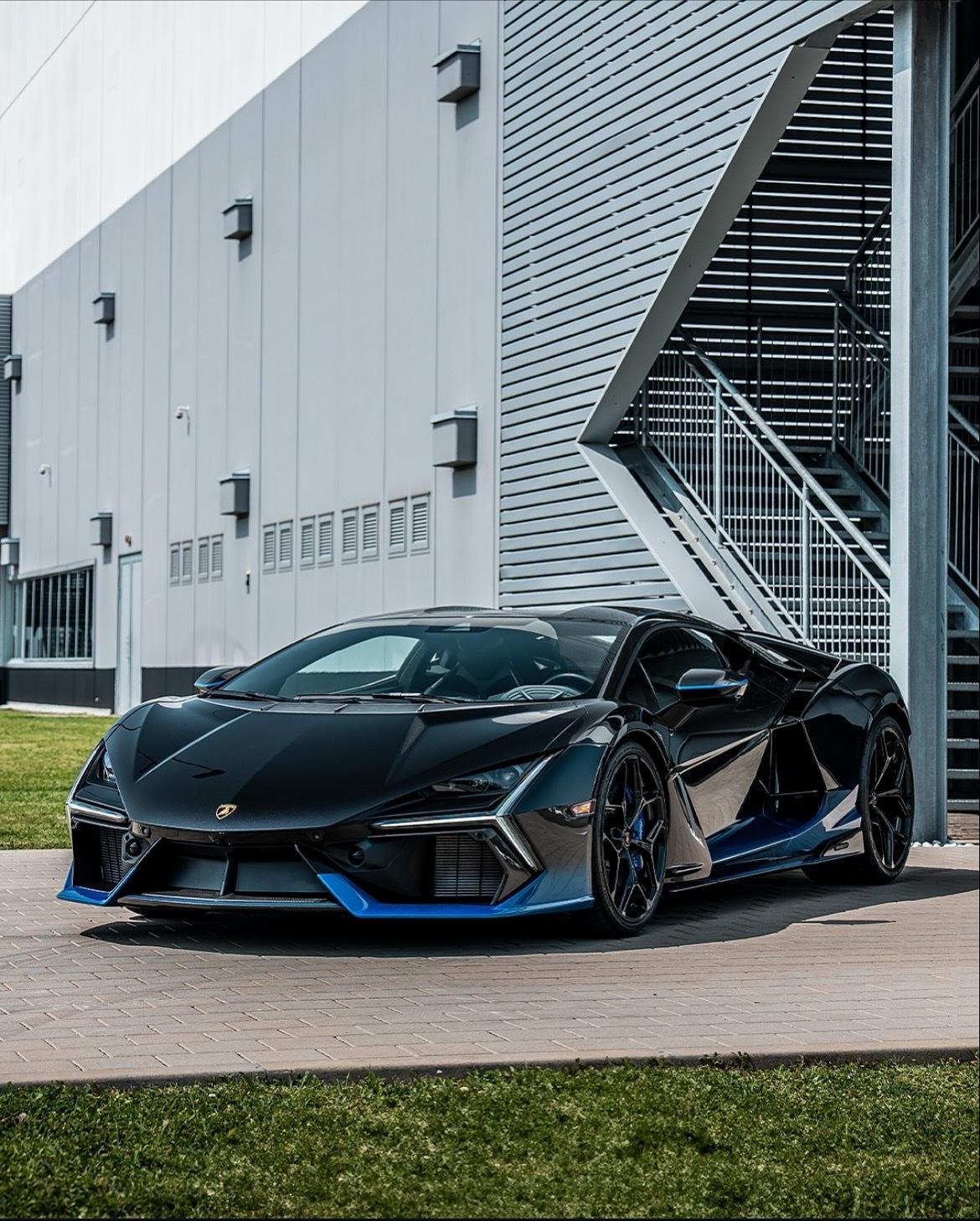 Revuelto Lamborghini