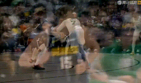 杰伦布朗后撤步命中，进入暂停贾马尔-穆雷（生病）本场不会回归凯尔特人vs掘金