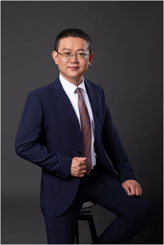 日前，东风猛士科技总经理万良渝和副总经理赵安新身份官宣，二人共同为猛士全体经销商