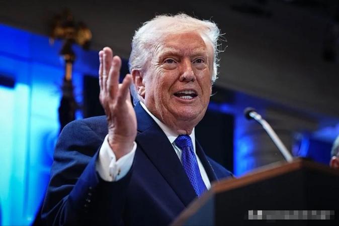 伊朗有救了！美议员宣布：先弹劾美防长，后罢免特朗普。

特朗普还未等到伊朗人投降