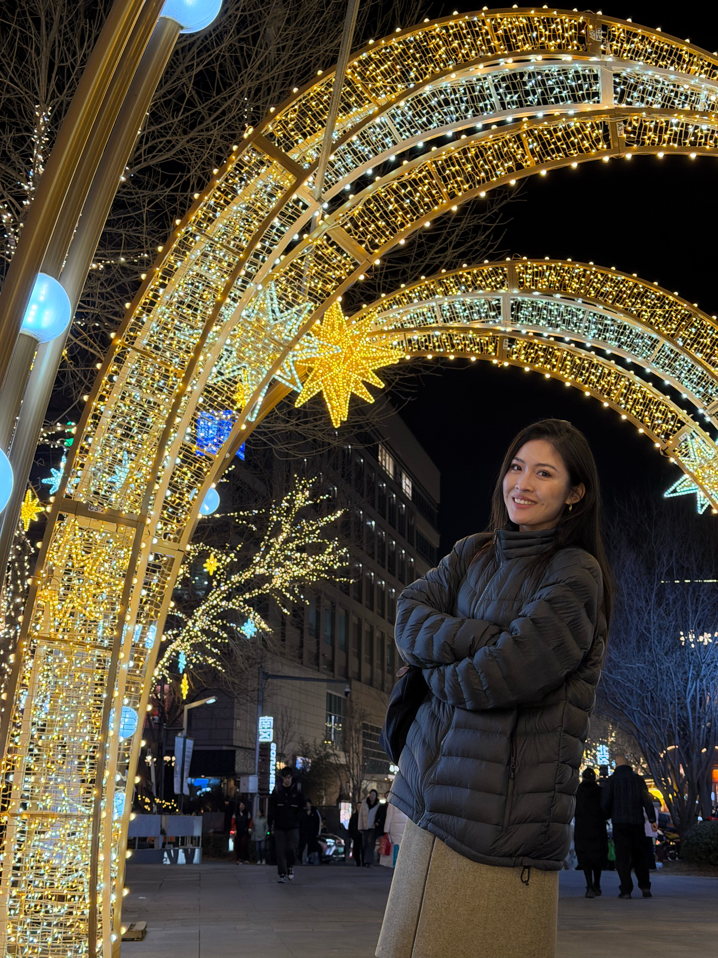 原图直发懒得P了，今年穿得最多的就是这件哥伦比亚羽绒服，太好穿太保暖太轻薄太舒适