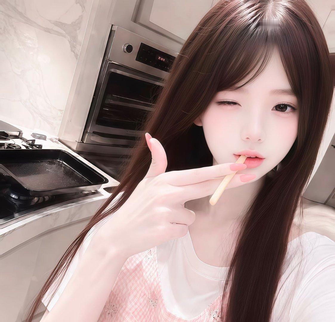 𝙒𝙚𝘾𝙝𝙖𝙩 女头｜纯欲｜ins风｜高级｜无水印  专栏 · 𝐒?