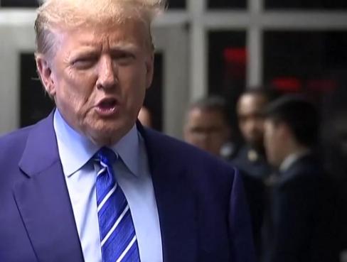 最近的国际新闻八卦有点“串台”，本来大家都在看乌克兰停火、加沙谈判，结果突然霍尔