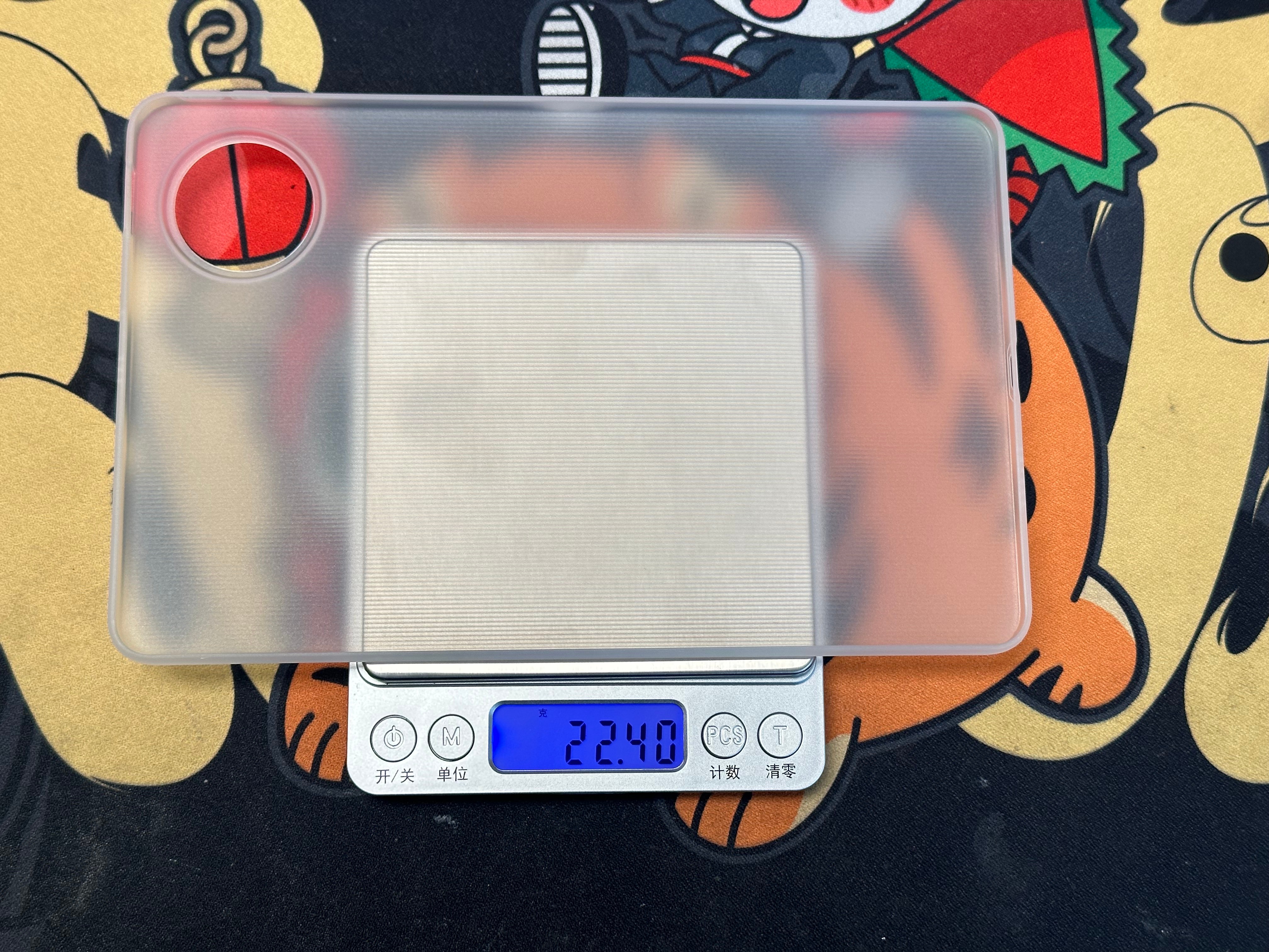 感受一下 轻到这个份上了MatePadMini 的超薄壳模具差不多搞定啦，准备量