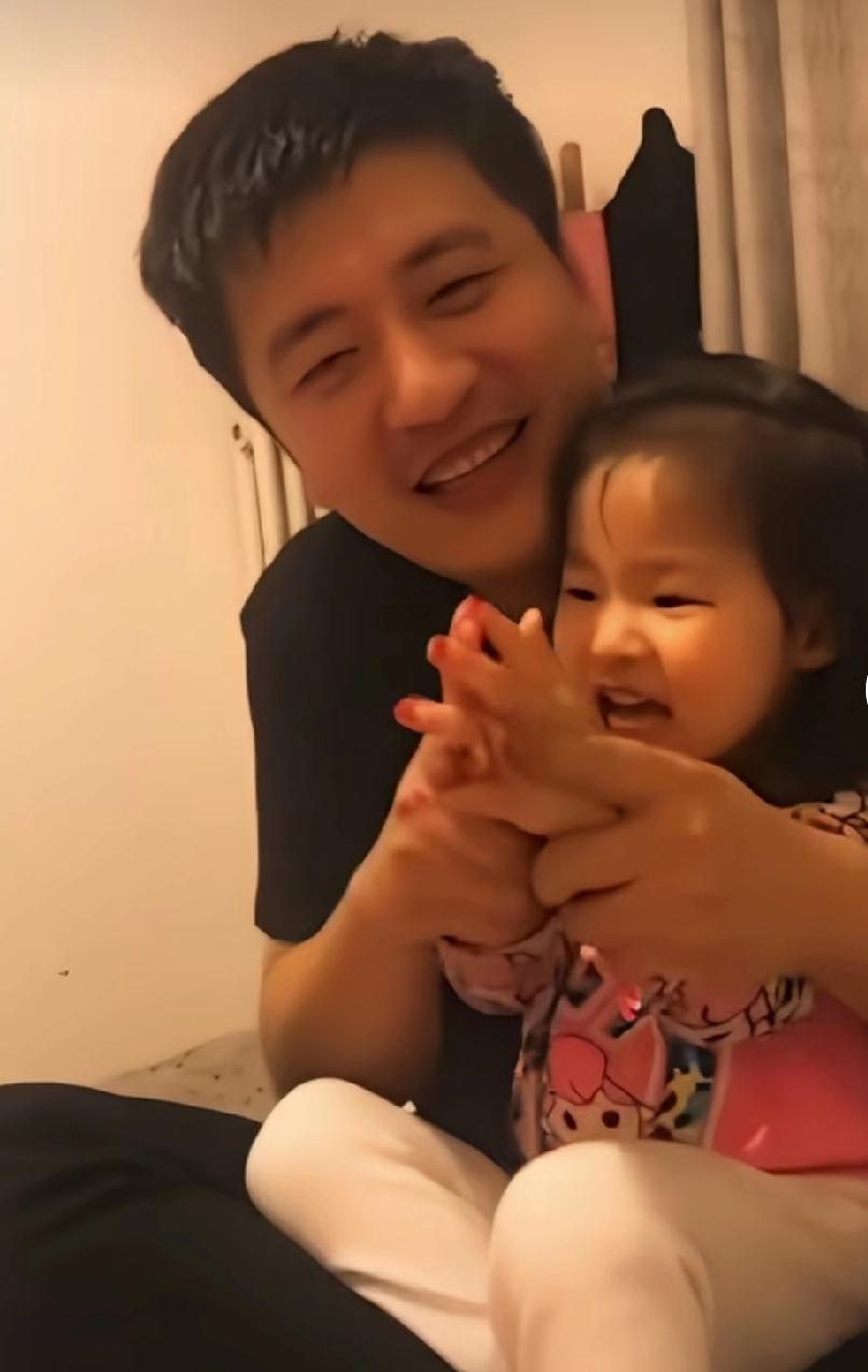 在健康与金钱之间，健康无疑是最为重要的，再多的金钱也换不来一副健康的体魄。倘若身