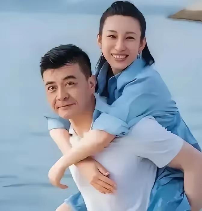 陈建斌一句“秦海璐老公长得不咋地”，直接把秦海璐给点炸了
​她当场就怼了回去：“