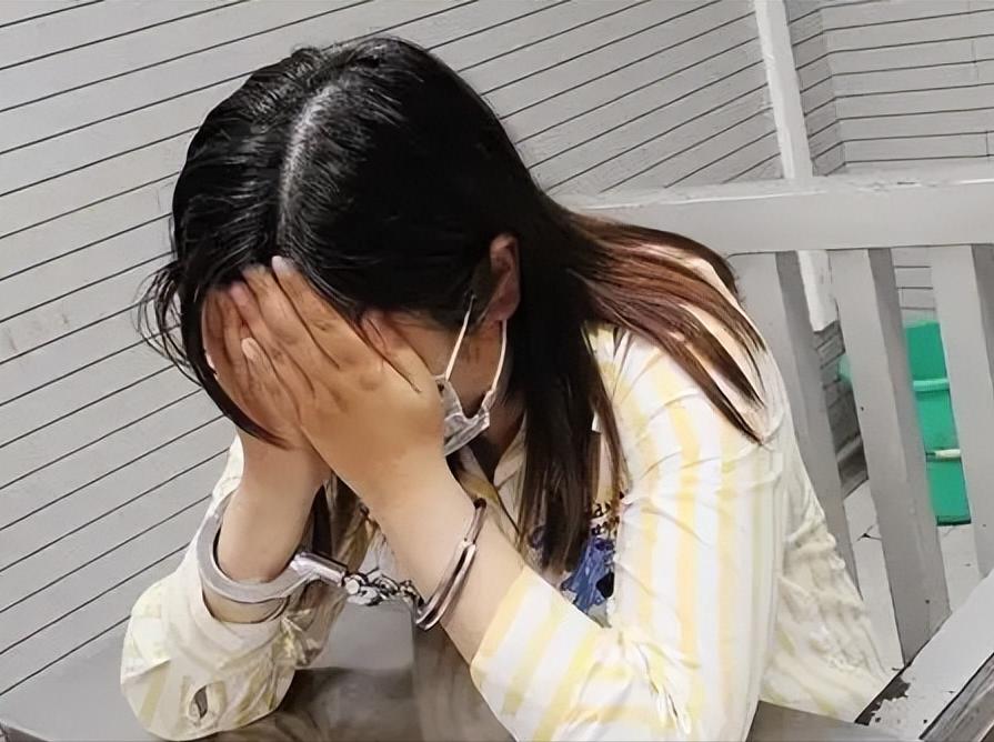 害人不浅！贵州长顺，女子嫌上班辛苦，仗着自己有几分姿色，便干起了非法勾当，谁知，
