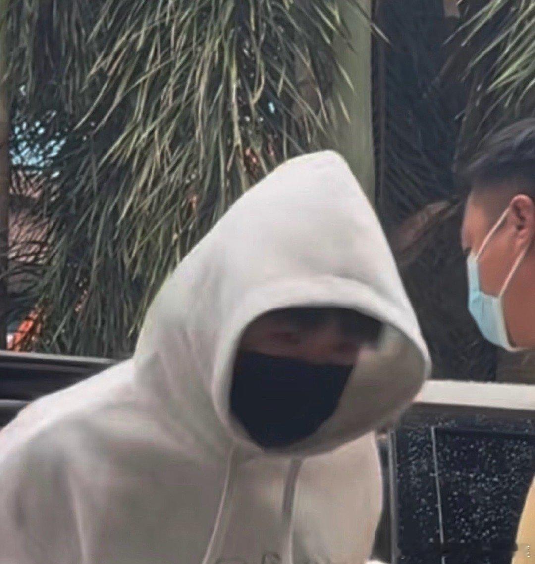 tg 左奇函的眉上齐刘海