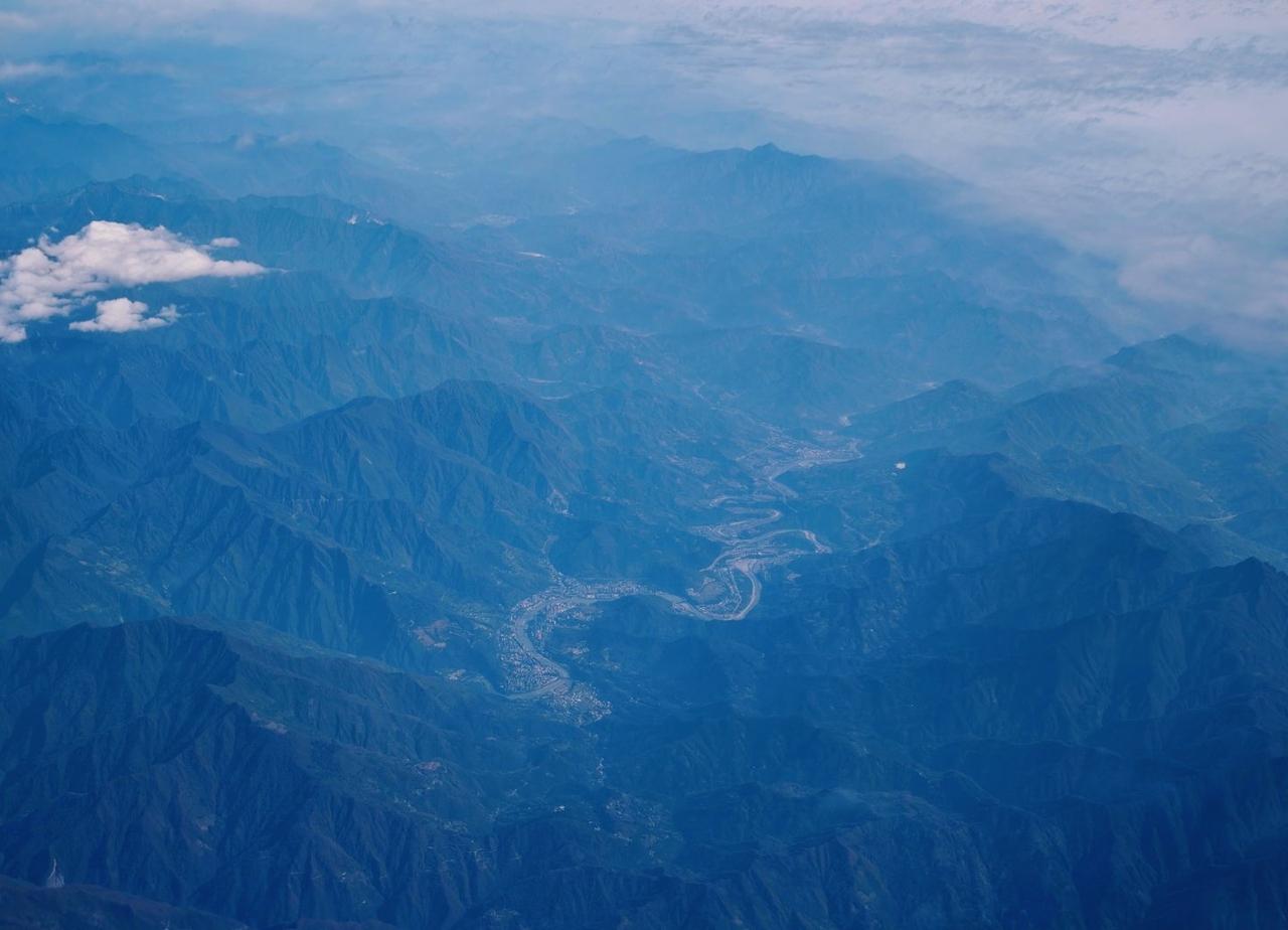 壮丽河山，广阔天地[心] ​​​