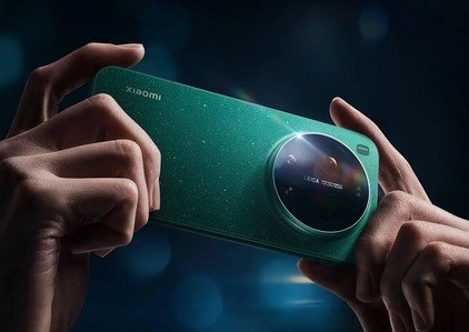 【卢伟冰称小米17Ultra定价压力很大业界称终端再不涨价明年必定亏损】存储芯片