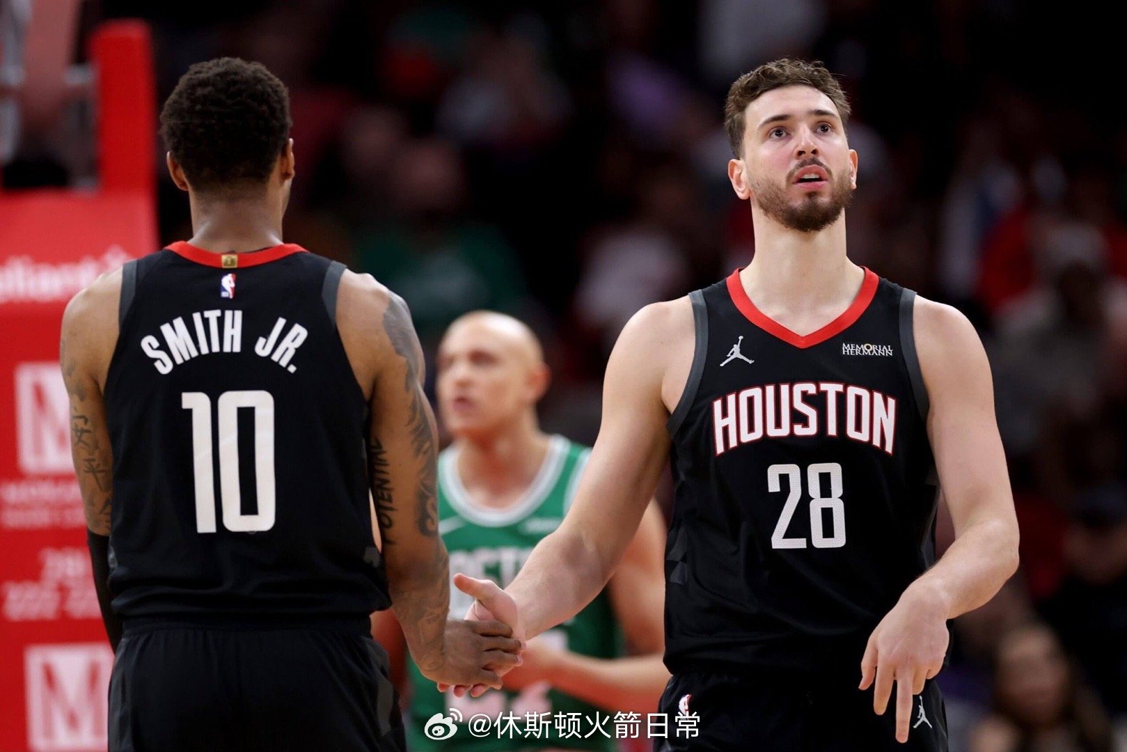 据统计，自2026年1月1日至今，联盟只有2人单场砍下过至少30分3抢断3盖帽，