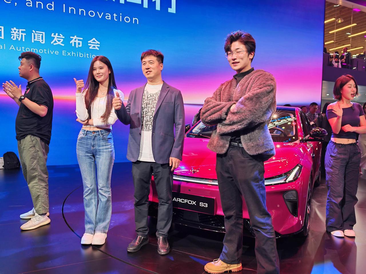 性价比之王实至名归，这么帅的车6.48万起，2026北京车展焦点必看极狐S3，预