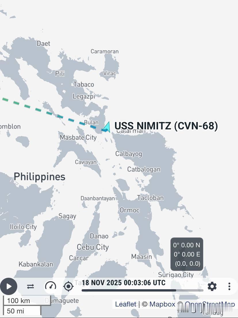 🇺🇸2025年11月18日，由“尼米兹”号航空母舰（CVN 68）率领的美国
