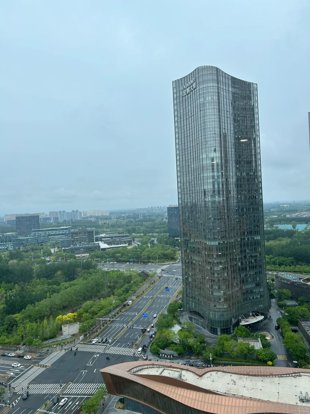 有点理解为啥zc出的扭扭捏捏了