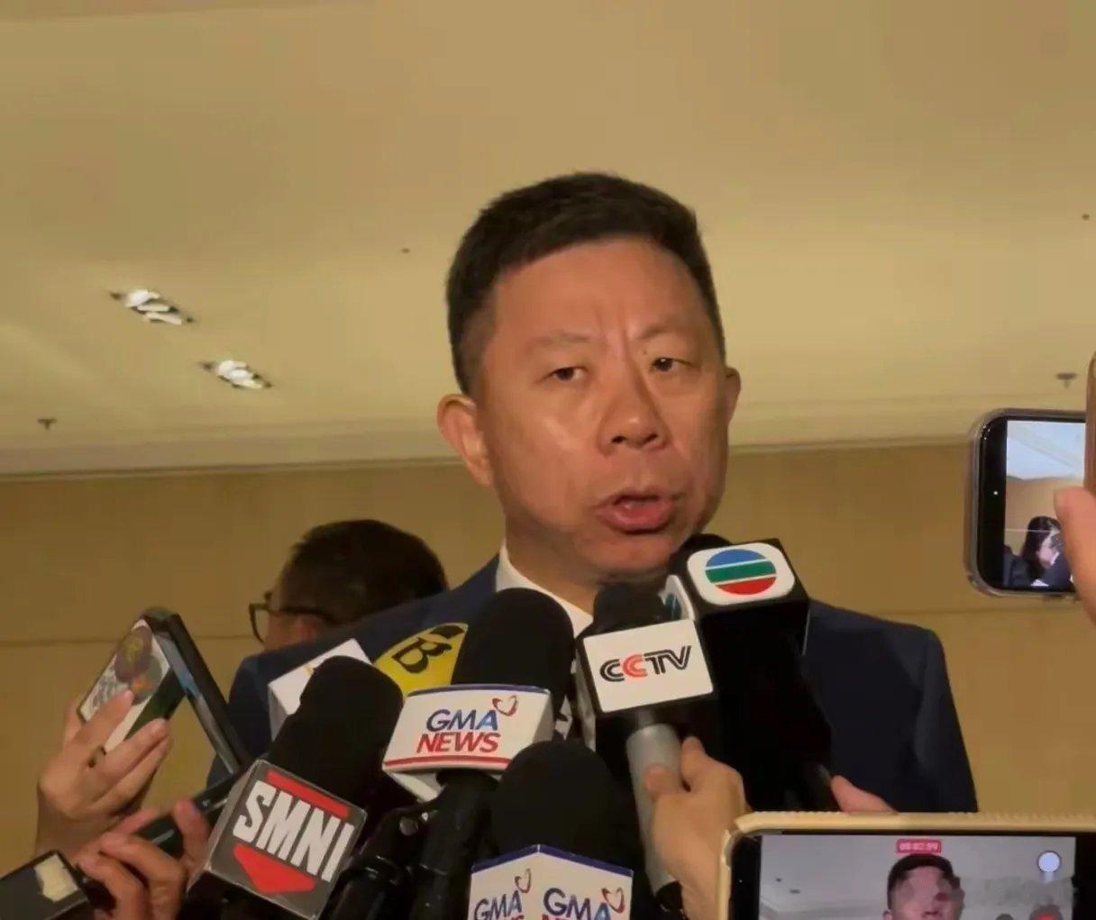 是战是和！中国驻菲律宾大使给出答案，该咋打就咋打7月24日，我国驻菲律宾大使井泉