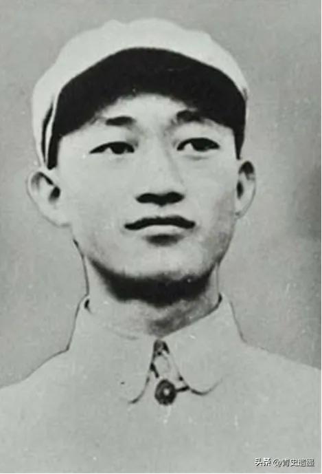 曾南生icon，战斗英雄。湖南邵阳icon人。1949年参加中国人民解放军ico