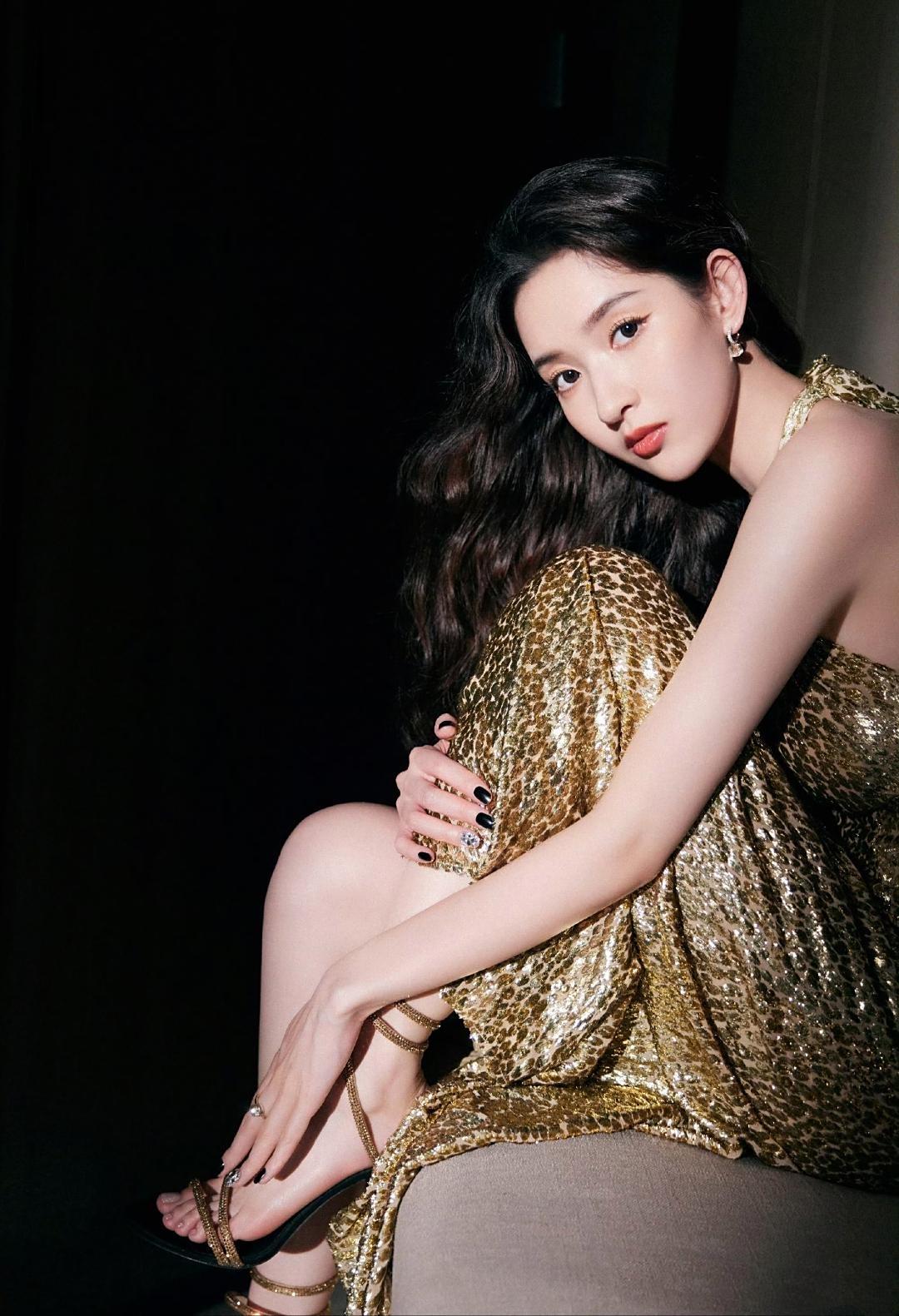 她有新的恋情了？