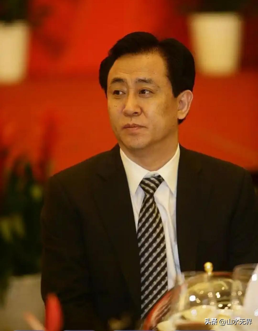 没有白珊珊的公关铺路，许家印能撑起恒大的资本神话吗？
 
许家印没有恒大歌舞团团