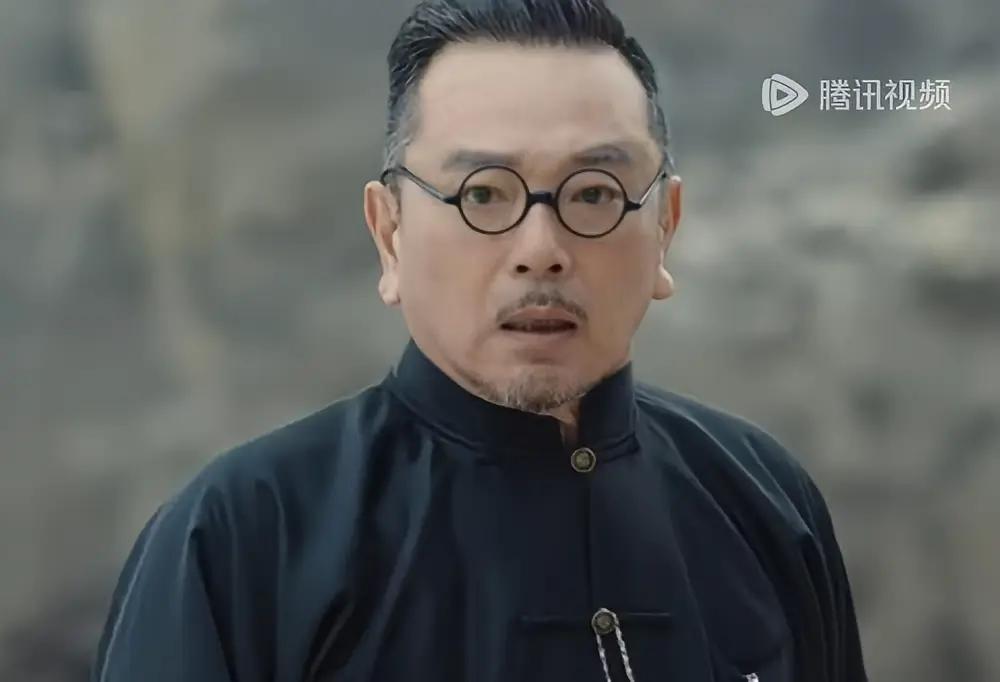 《长河落日》演的最好的角色，不是张鲁一饰演的武木一郎。也不是张钧甯饰演的叶碧莹。